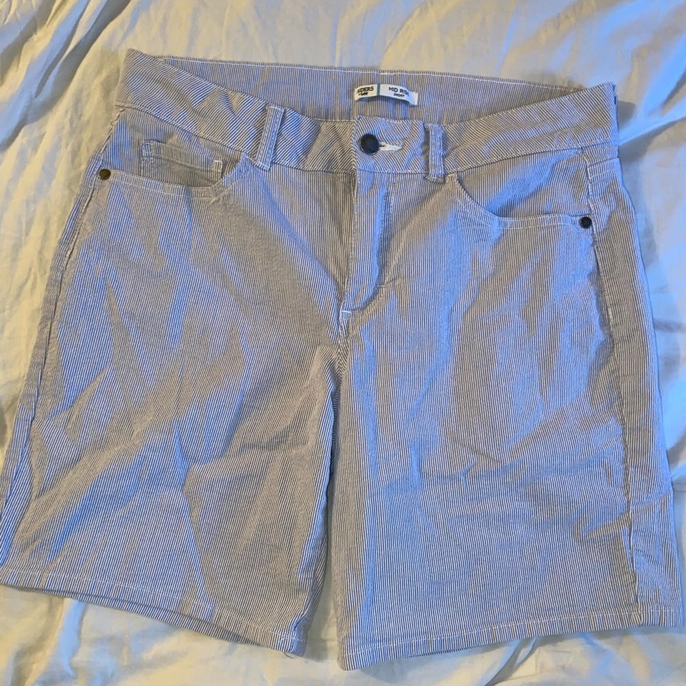 Lee shorts